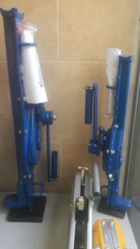 ??جک دنده ای جهت بلند کردن اجسام