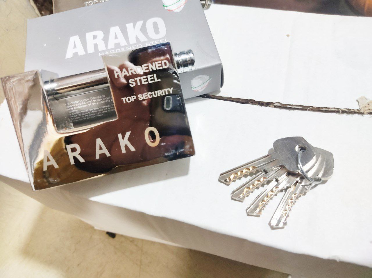 قفل کتابی 100 ARAKO