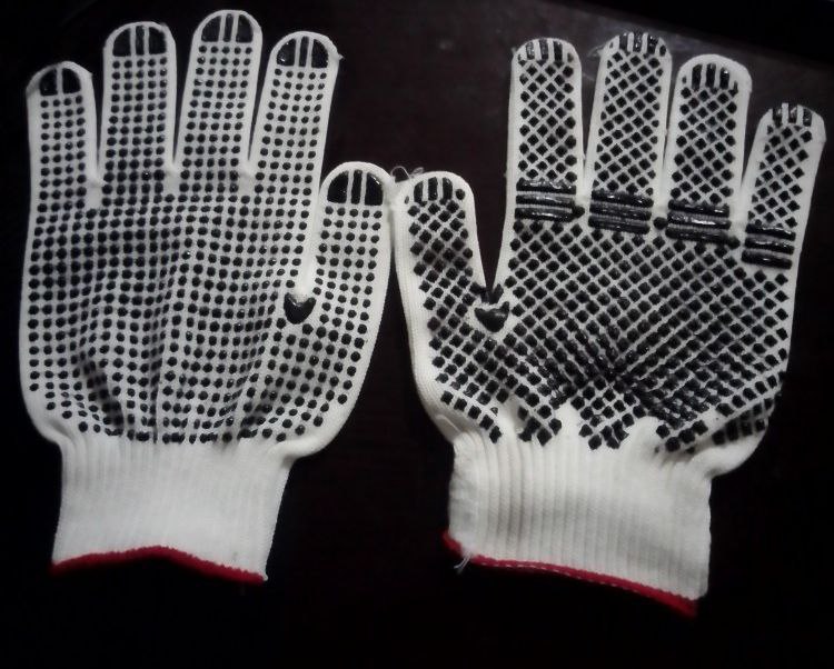 دستکش خالدار انس 14