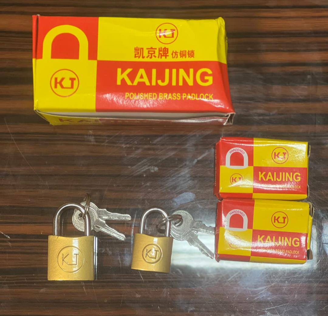  قفل آویز ۲۰و ۲۵ طرح برنجی