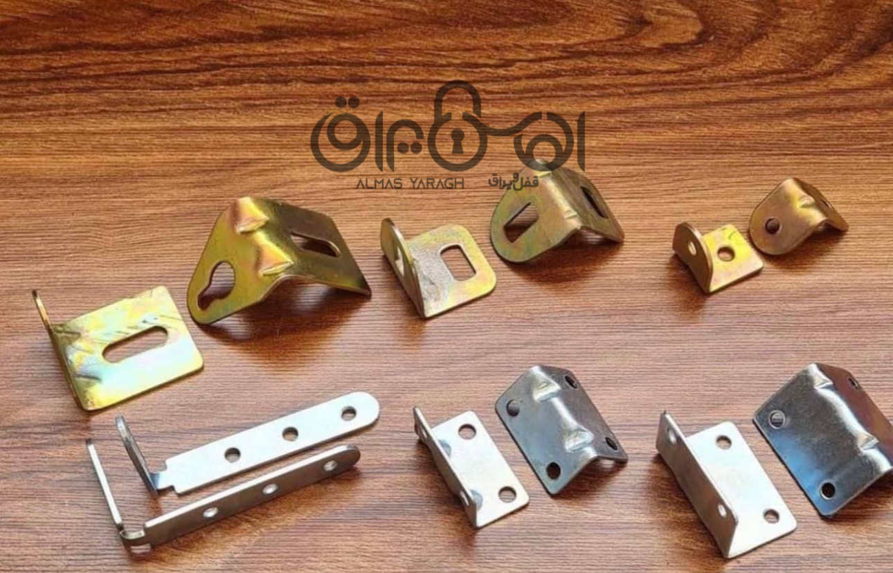 گونیا کابینت گونیا ۲پیچ کوچک:(۳۰۰۰عدد) گونیا ۲پیچ متوسط:(۲۰۰۰عدد) گونیا ۲پیچ بزرگ:( ۱۵۰۰عدد) گونیا ۴