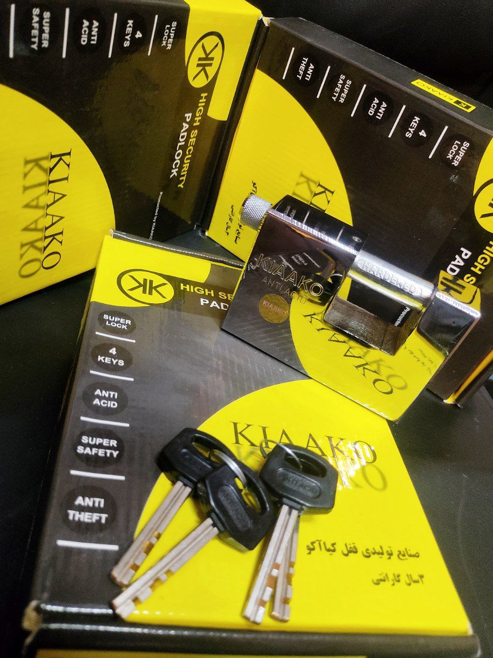قفل کتابی 100 kiaako کلید سولکسی ضد اسید ضد برش🪚 کارتن 12 عددی آدرس : تهران--خیابان امام خمینی بعد ا
