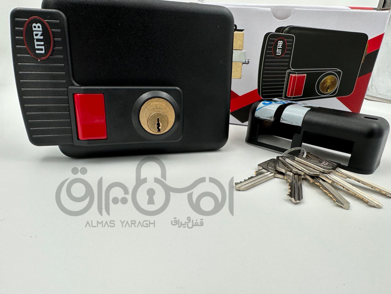 قفل برقی یوتاب مدل ۸۹۸ کارتن: ۸عدد کانال واتس اپ: https://chat.whatsapp.com/HdUWXqMLvJhIL0qHFOHk9a —