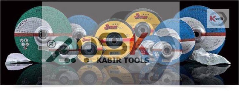 سنگ های ستاره ریز در حال پخش میباشد 