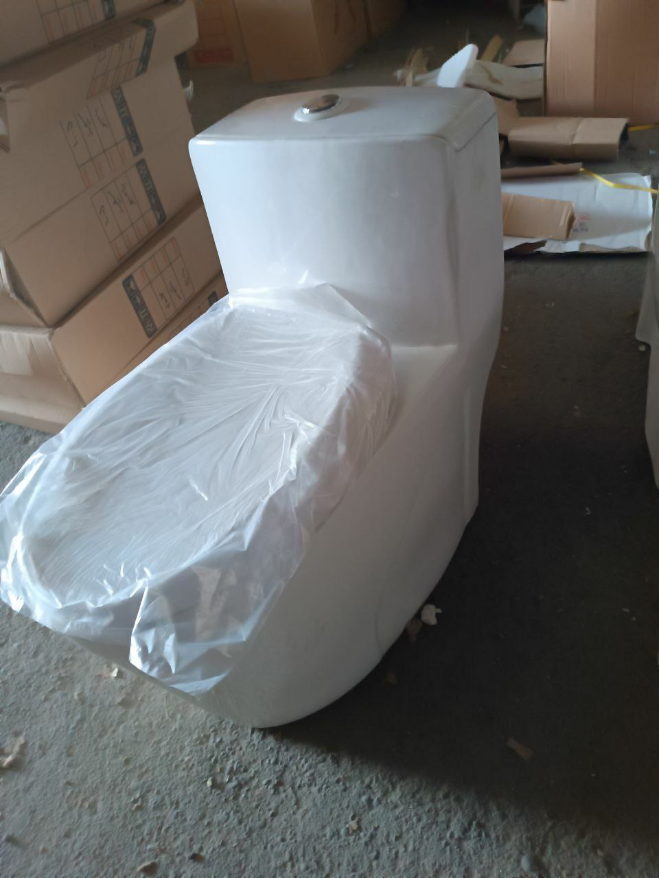 توالت فرنگی گرید B یا درجه سه 