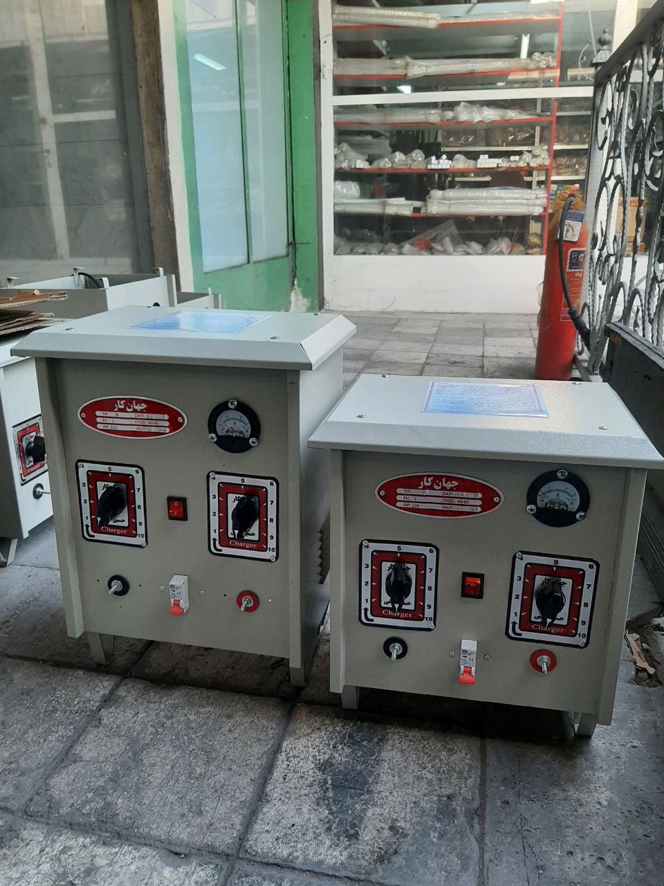 شارژرباتری خودرو