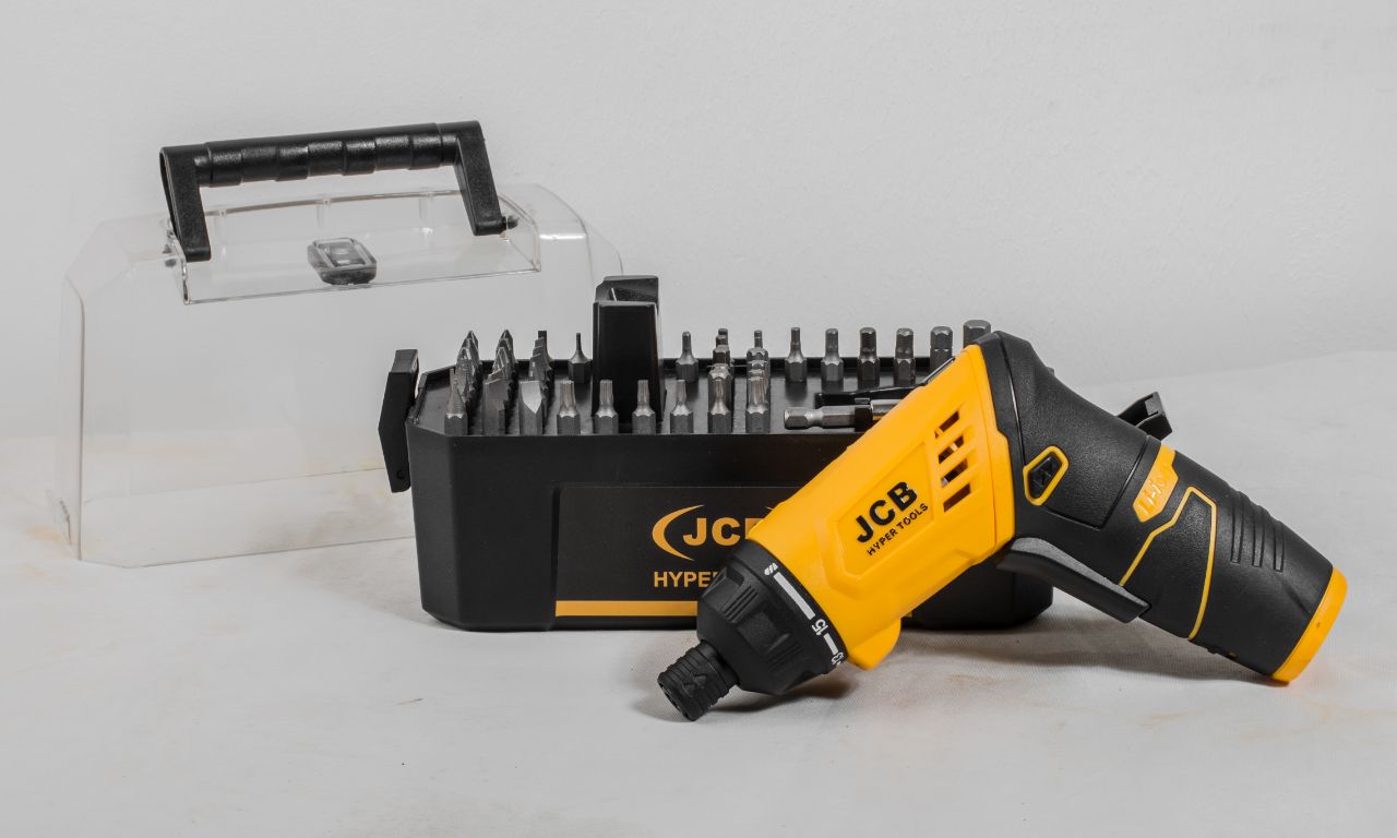 JCB