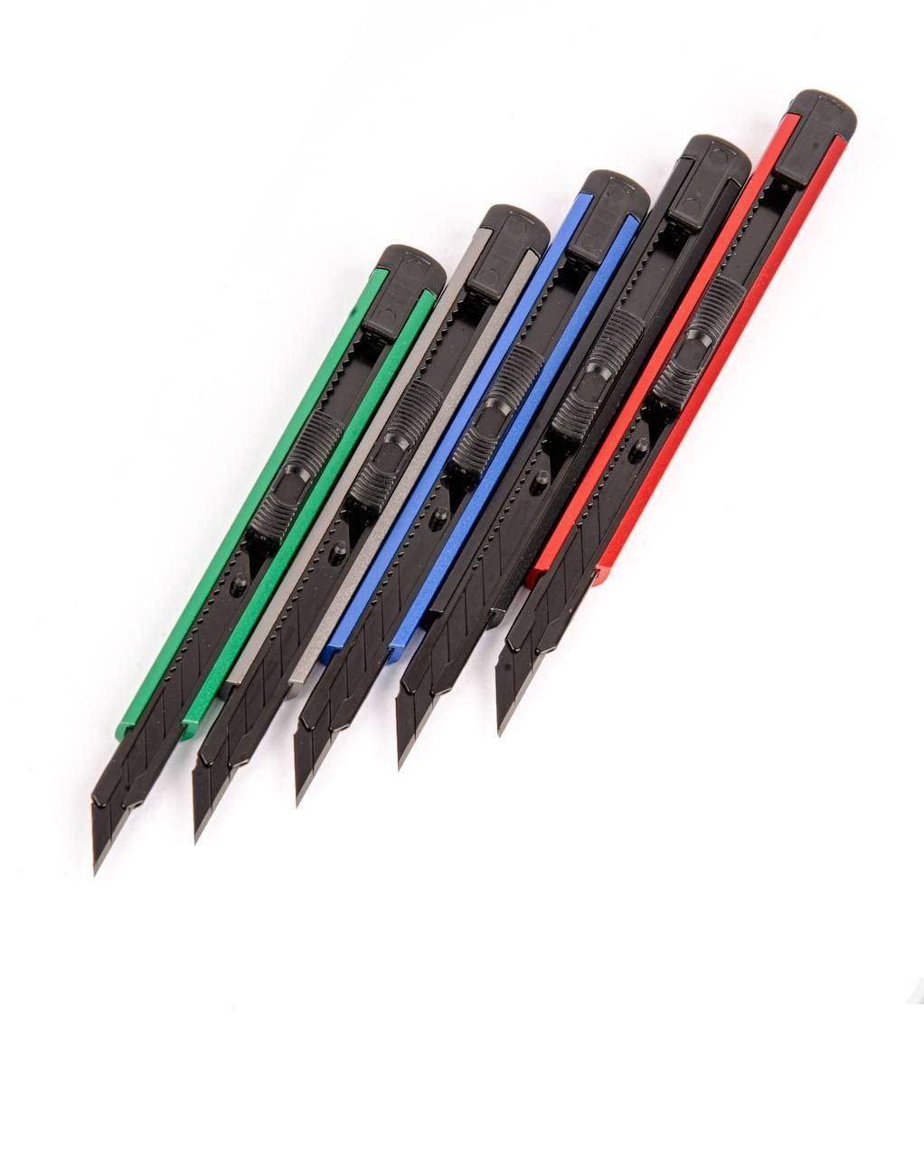 کاتر کوچک فلزی(سربی) رنگی