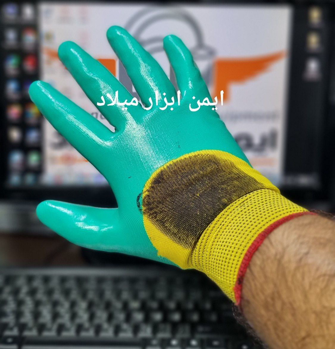 دستکش نیتریل 3/4 گیلان درجه ۲