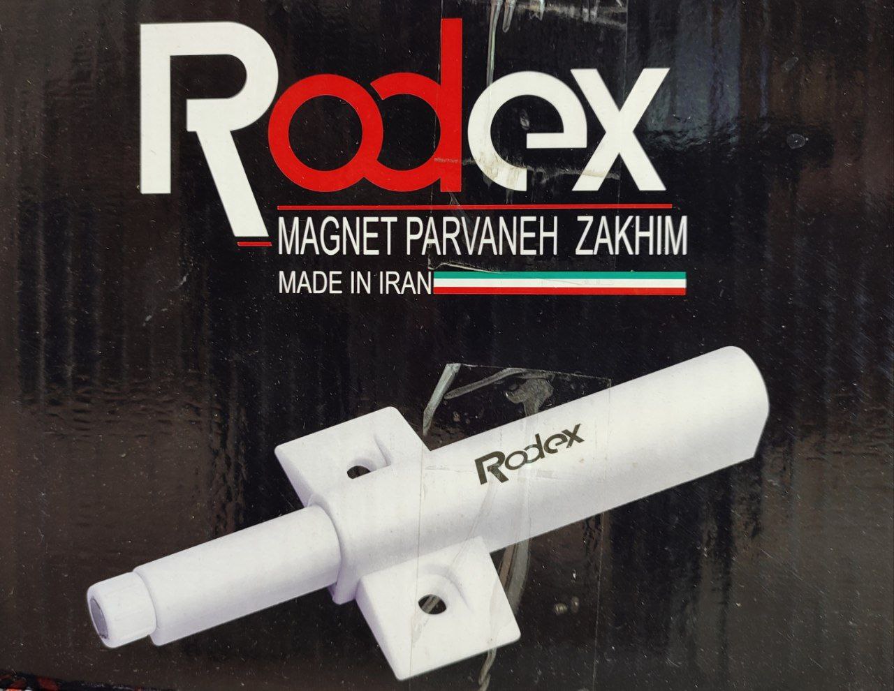 مگنت Rodex در حال پخش میباشد
