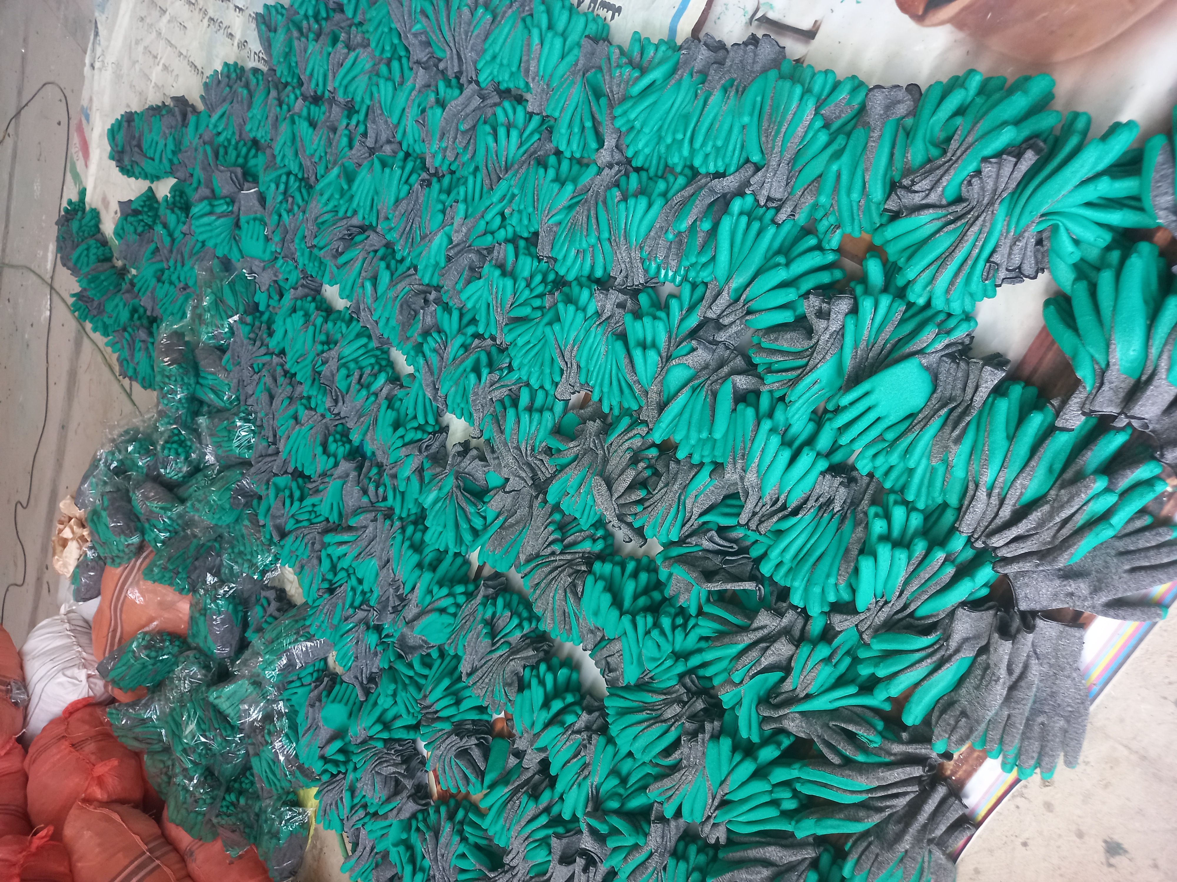 دستکش کارگری