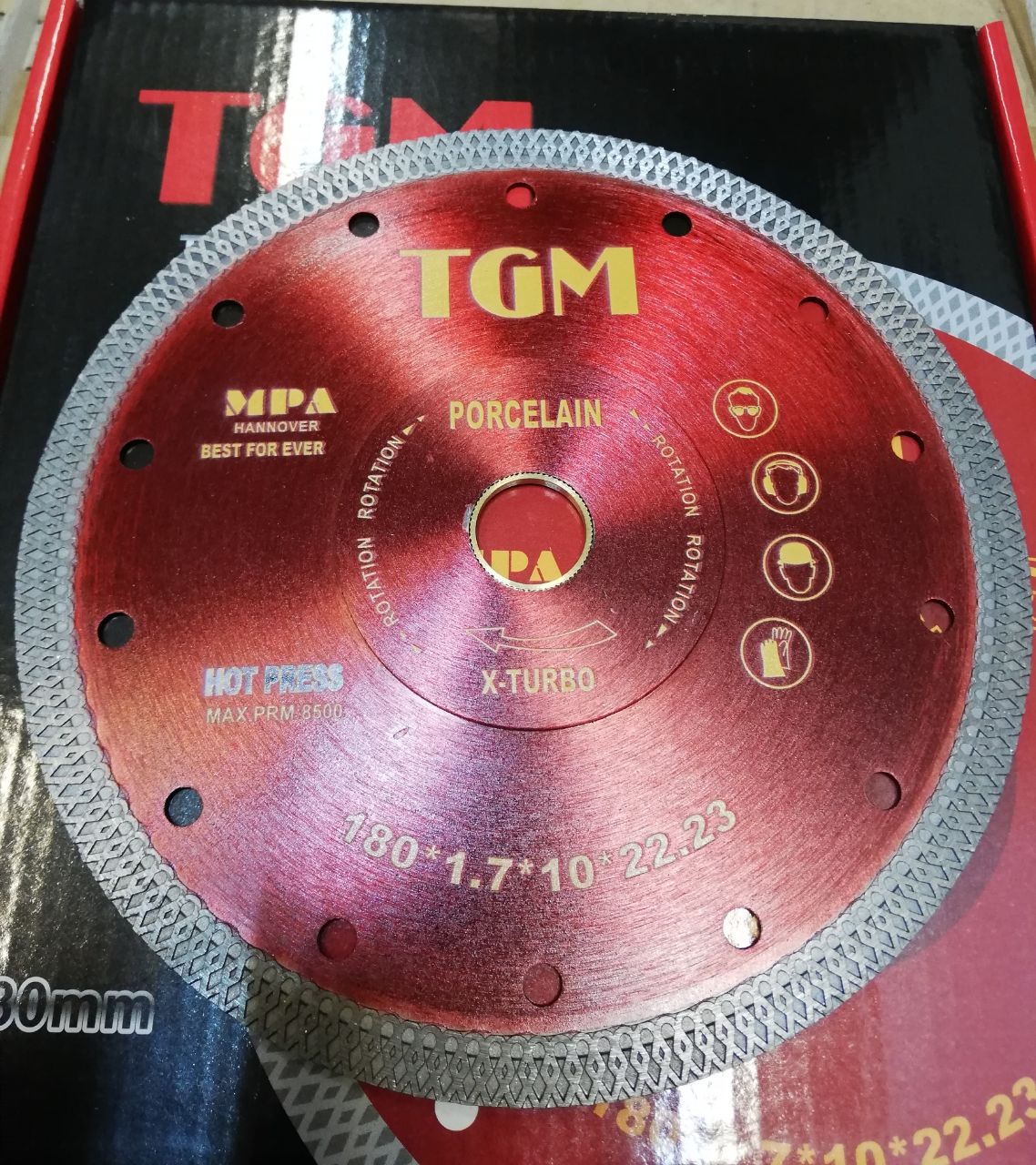  پرسلان بر 180 TGM
