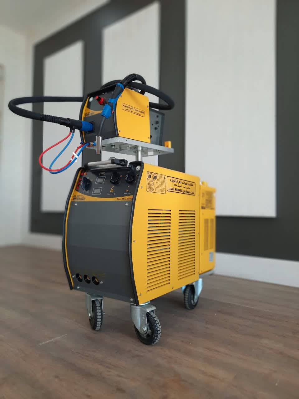 دستگاه جوش co2 مدل Revo Mig 2001