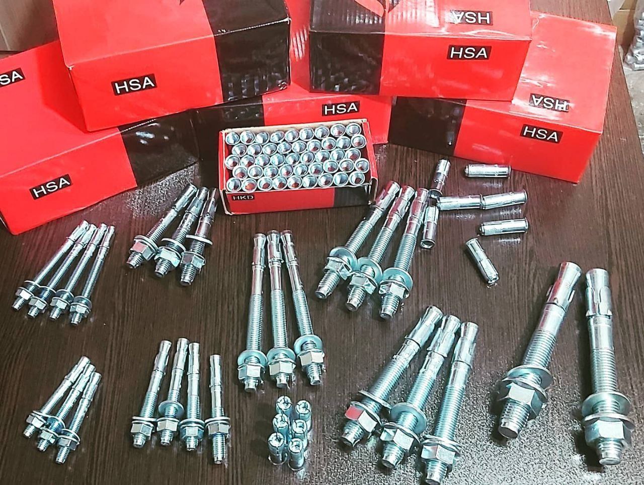 فروشگاه رول بولت پاسارگاد