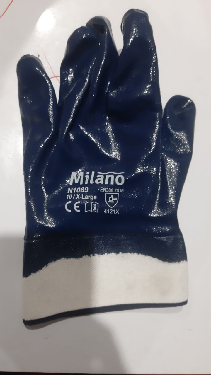 دستکش شرکت نفتی میلانو