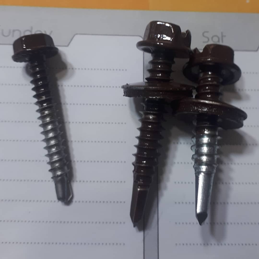پیچ شیروانی (بکسی) تیز و مته ای