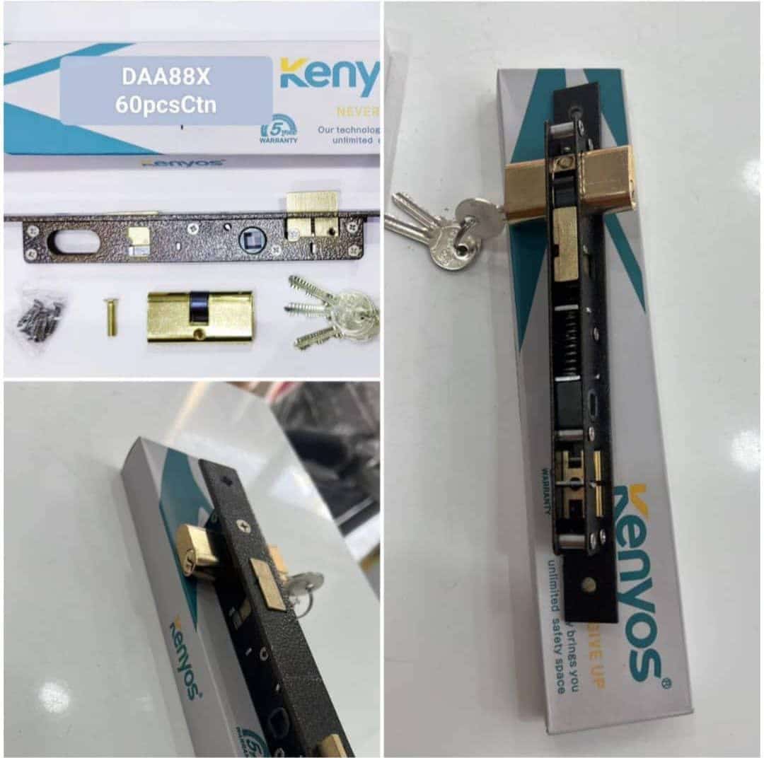 #قفل_سوئیچی_کنیوس #قفل_درب_آهنی قفل ۲/۵سوئیچی کنیوس به همراه سیلندر. دست کامل تعداد در کارتن  ۶۰ عدد