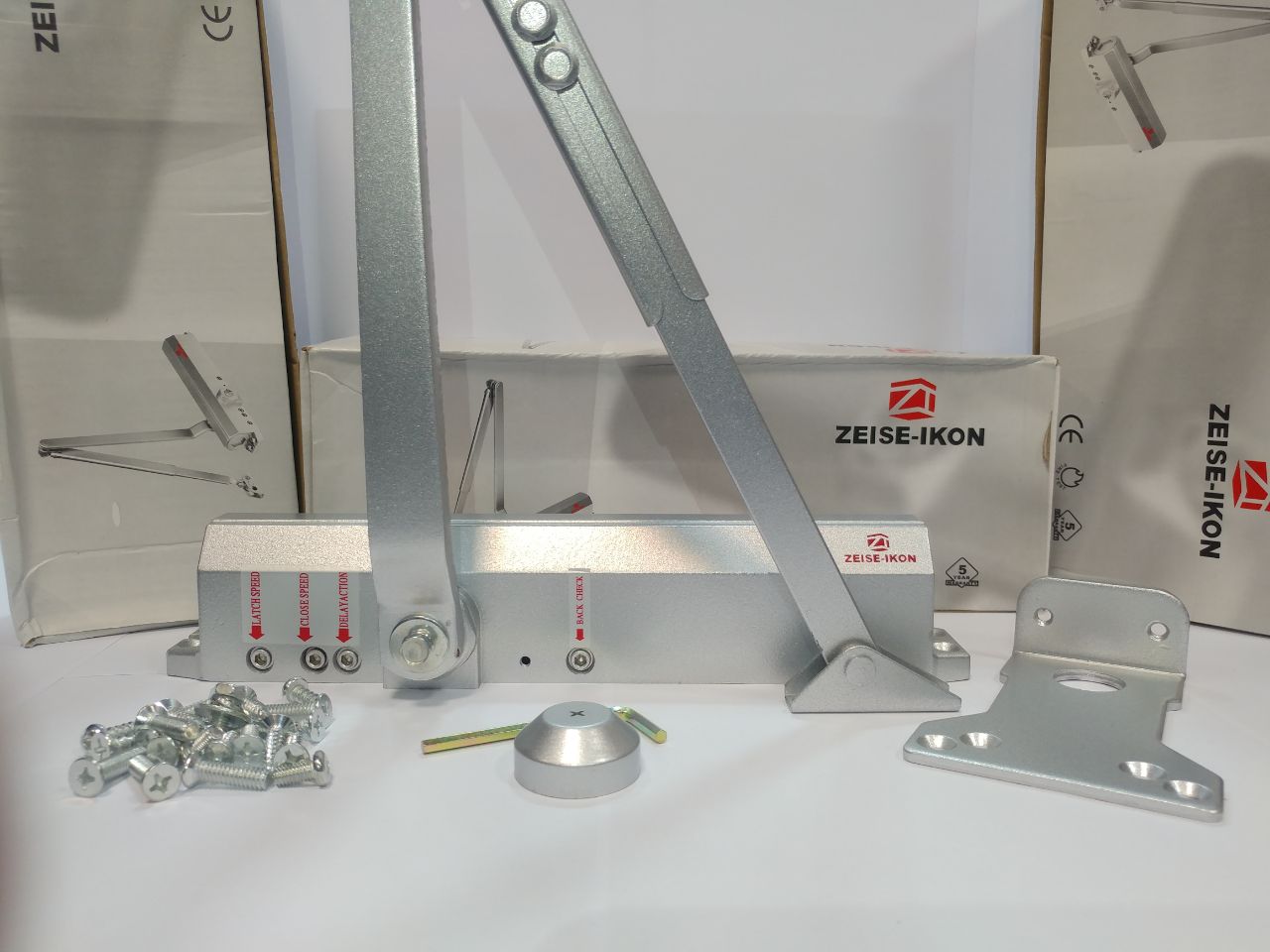 ZEISE-IKON DOOR CLOSER