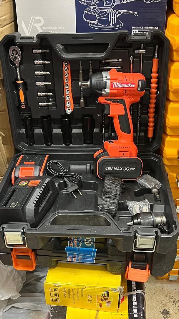  بکس شارژی ۱/۲ طرح میلواکی