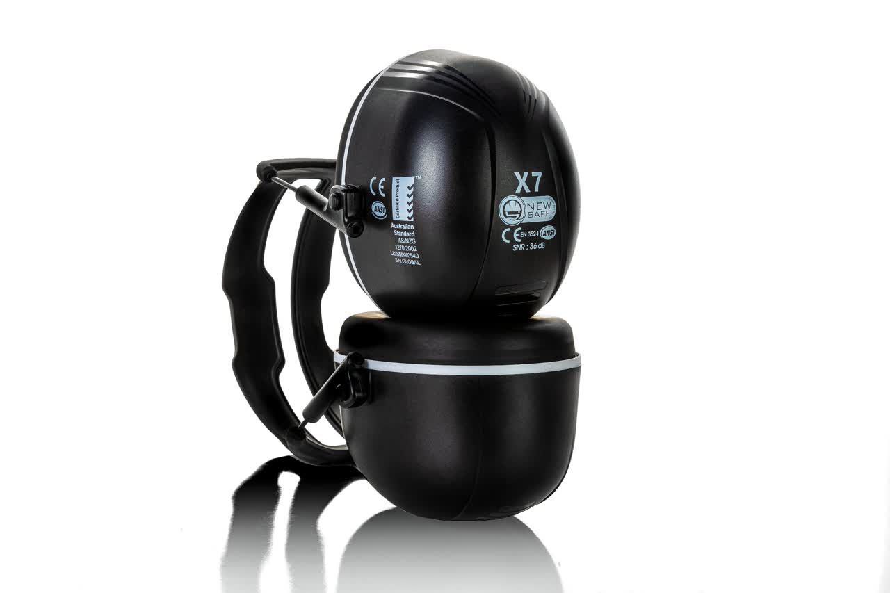 گوشی X7 نیوسیف