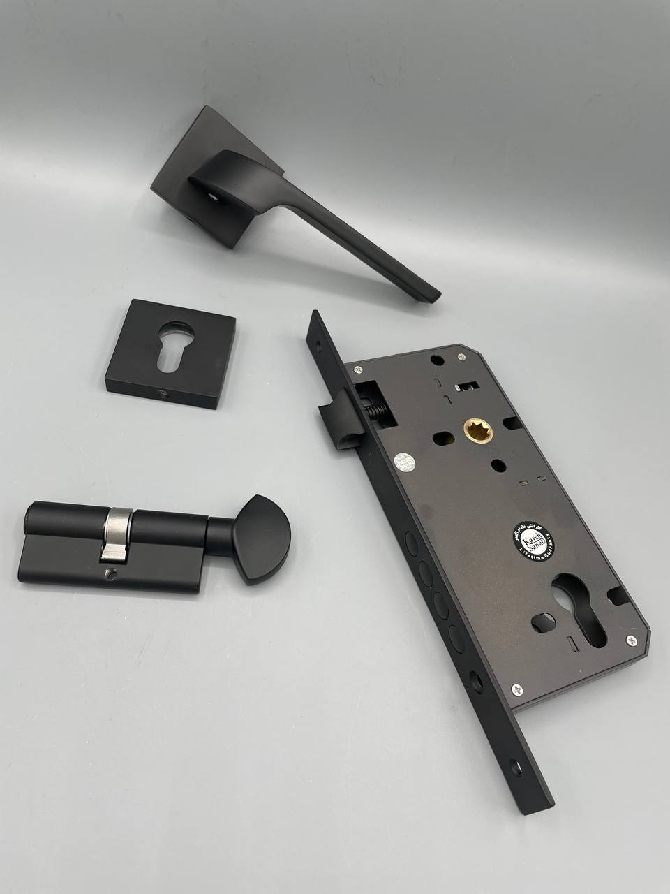 ست کامل یراق آلات رو در رنگ بندی 