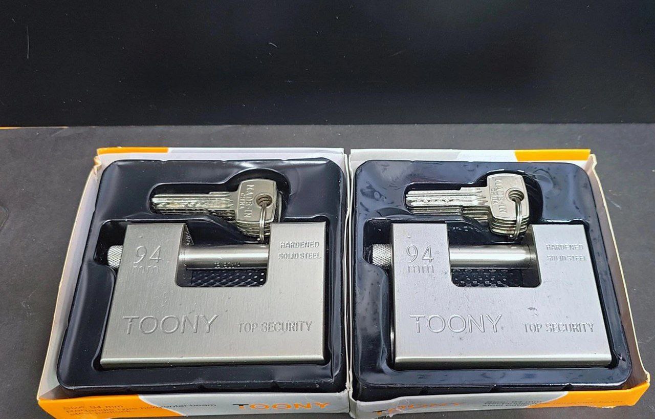 ۹۴ کتابی. TOONY