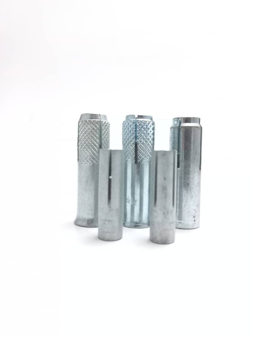 پیچ و ابزار آیرا 