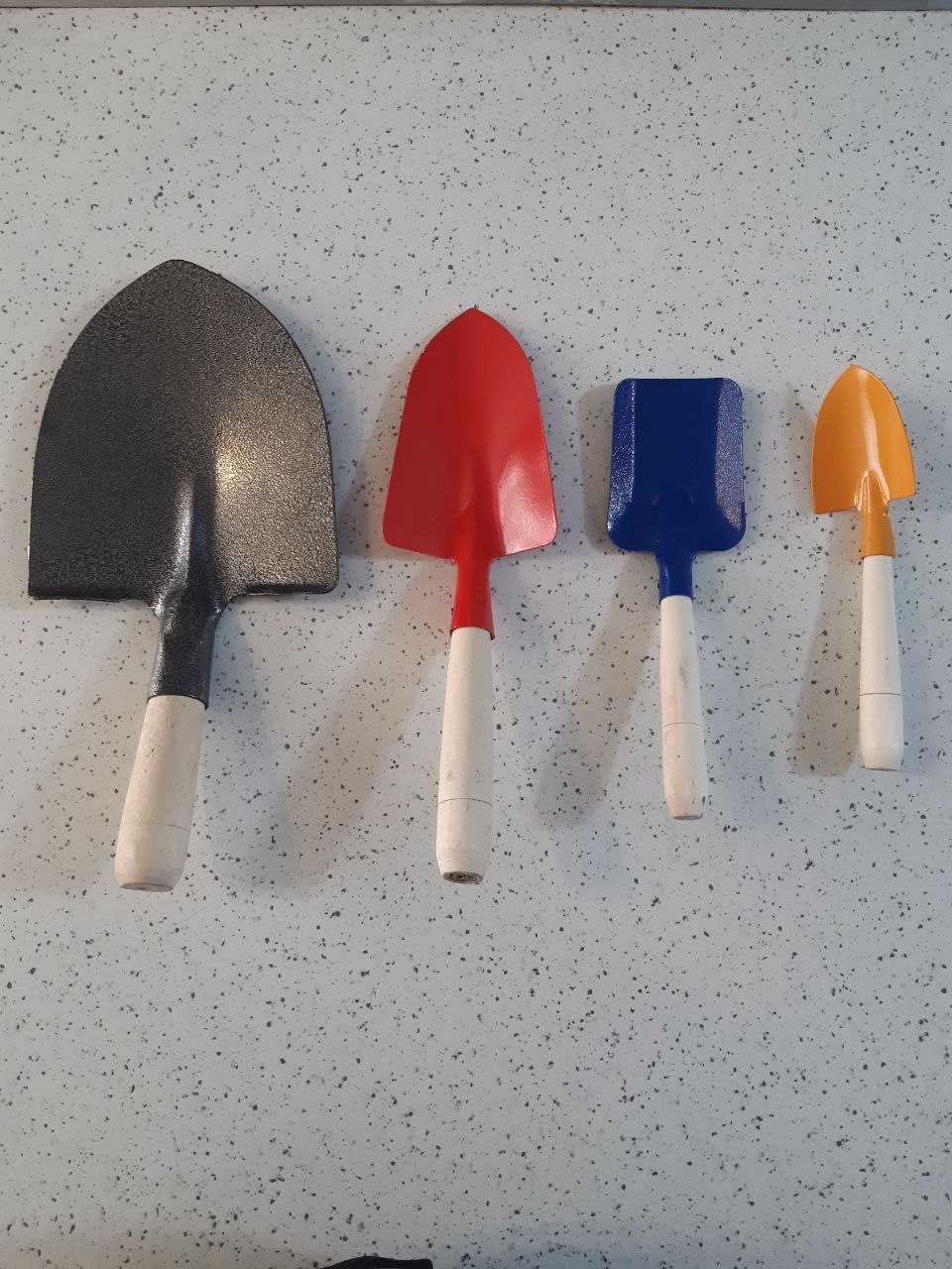 تولید وپخش انواع بیلچه