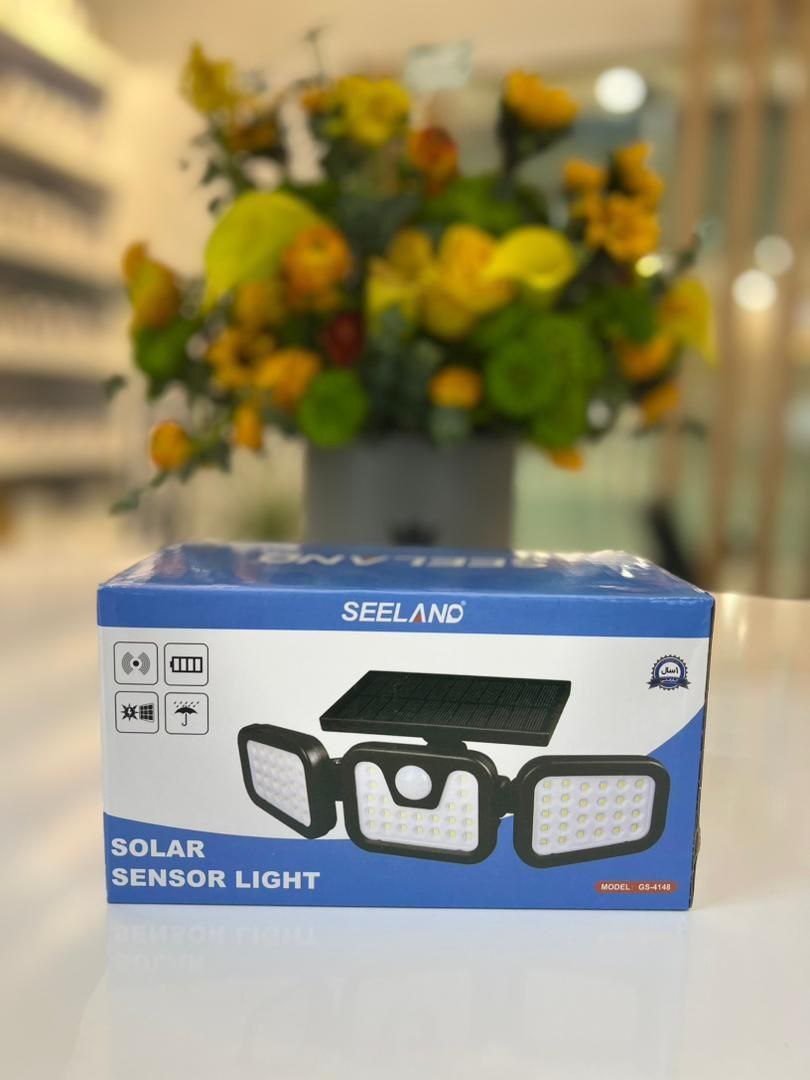 چراغ سولار سه پنل ( شارژ خورشیدی )