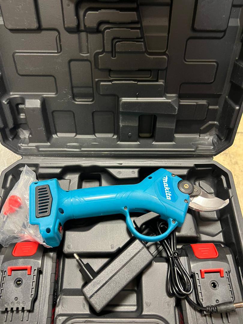 قیچی شارژی طرح ماکیتا