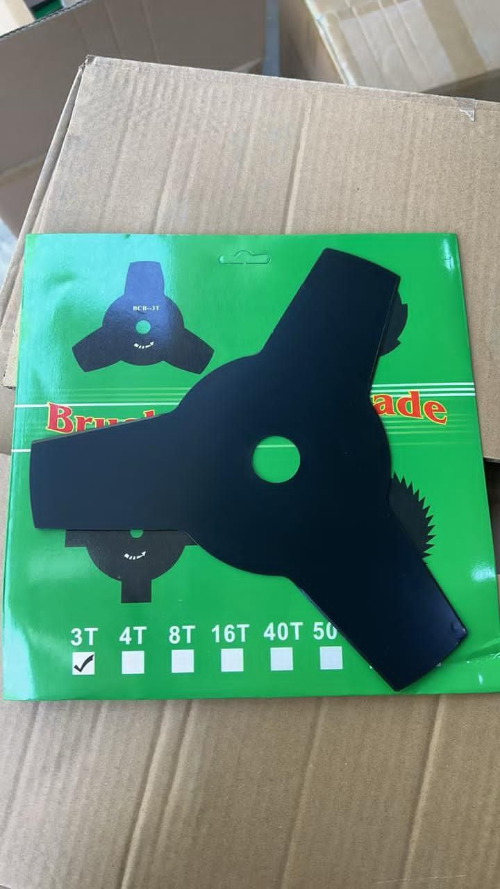  تیغ 3 پر علف زن