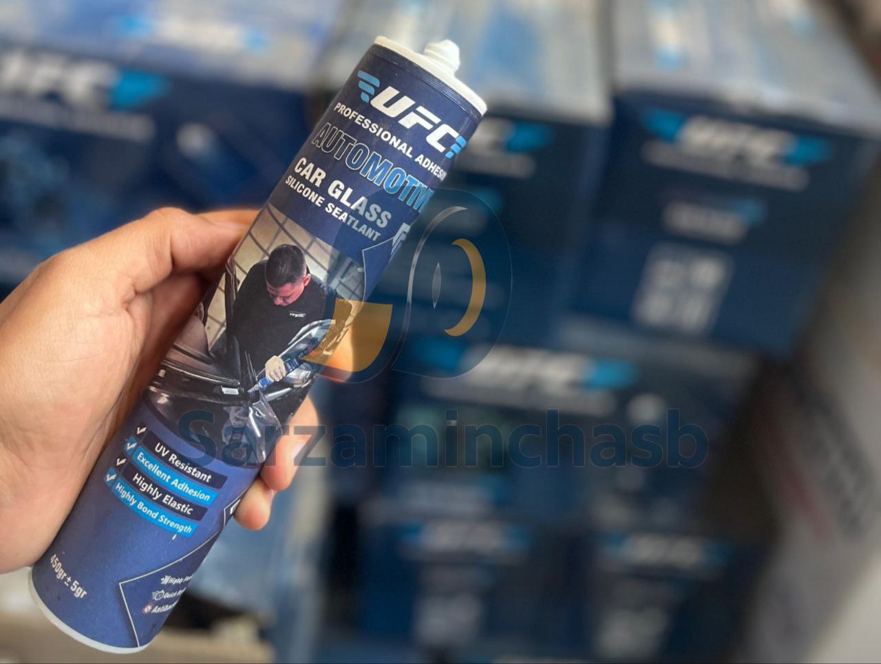 چسب مخصوص شیشه اتومبیل یو اف سی کارگلس کارتریج 