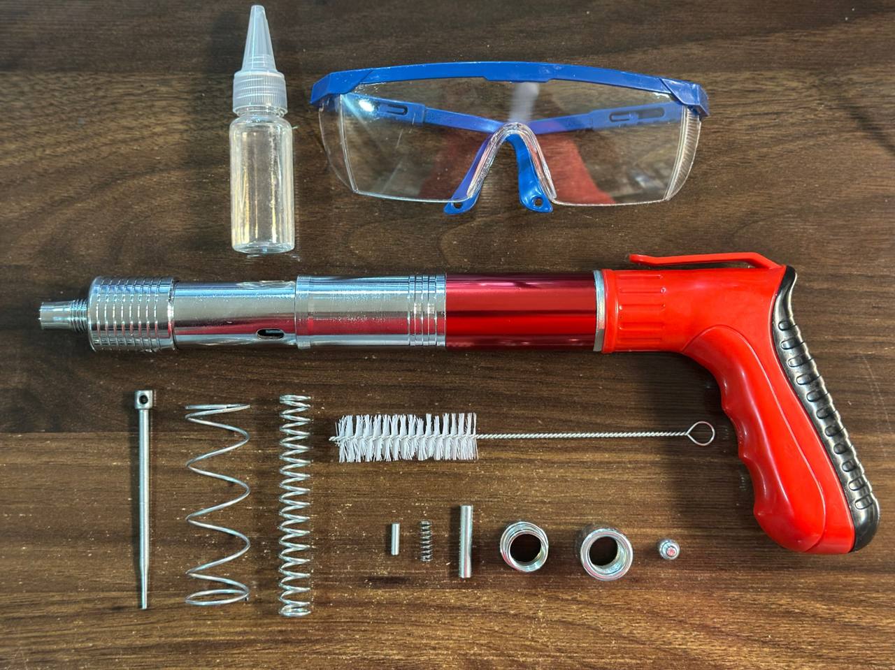 میخکوب عصایی فلزی رد هیت تعداد محدود موجود است