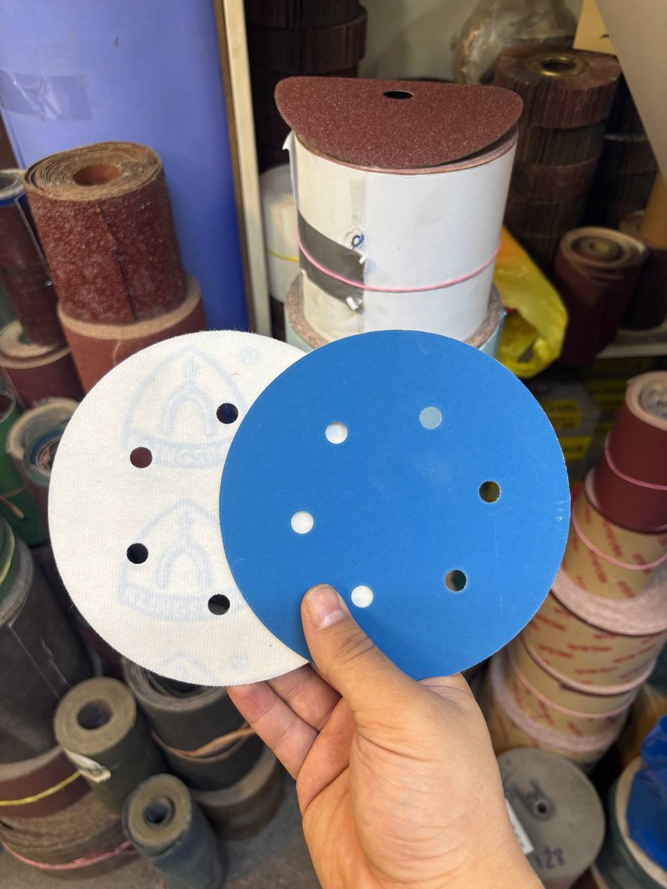 سنباده کرکی ۱۵ سانت سوراخ دار 