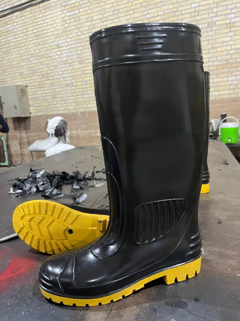 چکمه لاستیکی ساق بلند