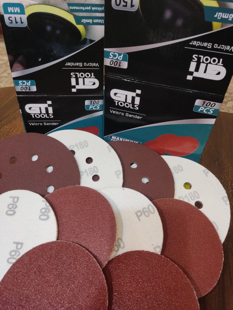 سنباده کرکی سوراخ دار قطر 125. 150