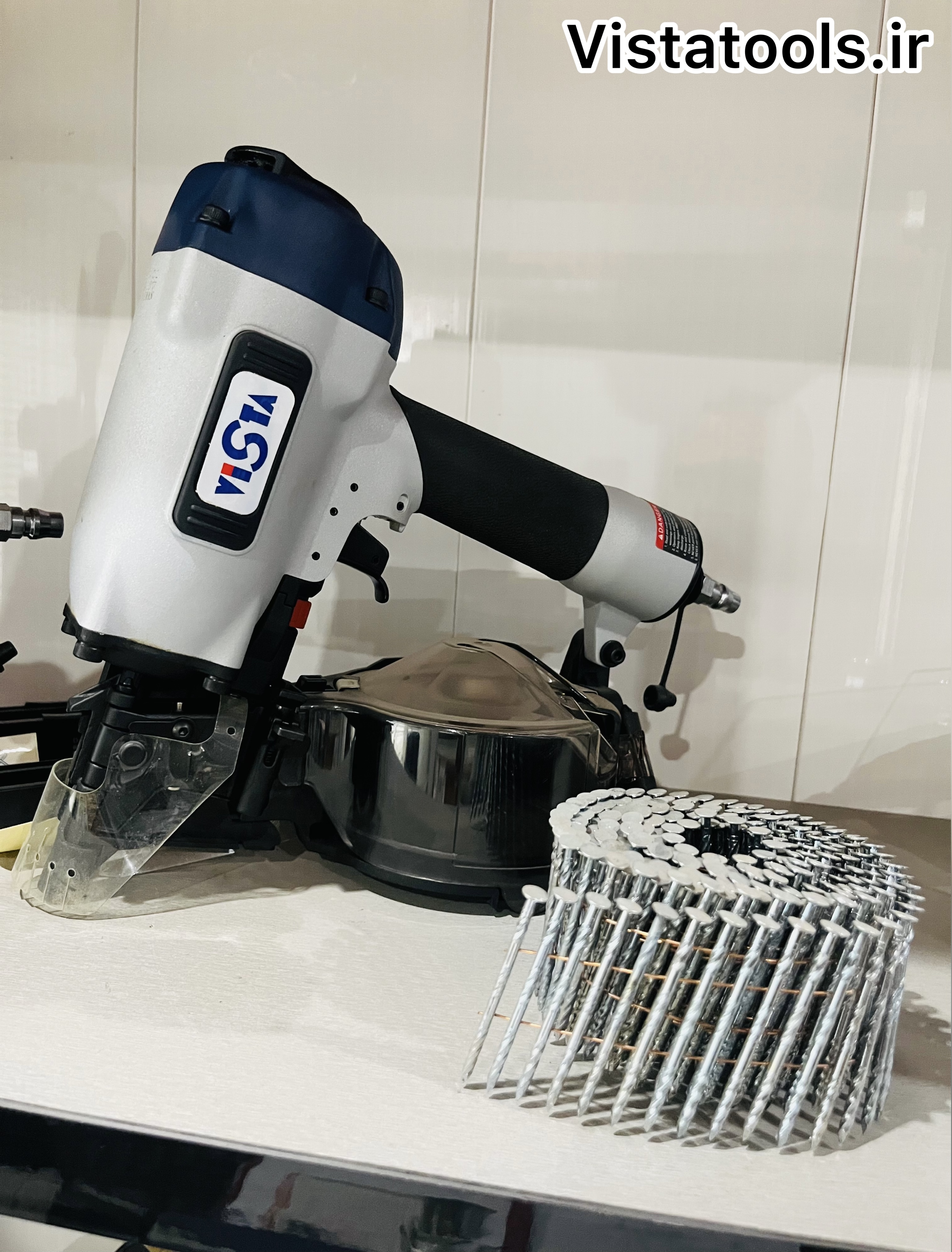 ميخكوب نوارى ويستا