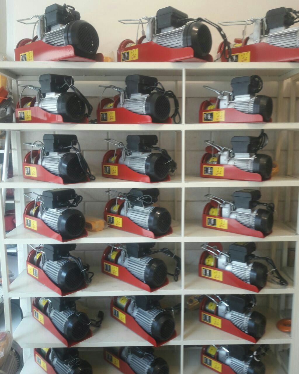 فروش ویژه وینچ برقی از سایز 100کیلو تا 1200کیلو 09058962370