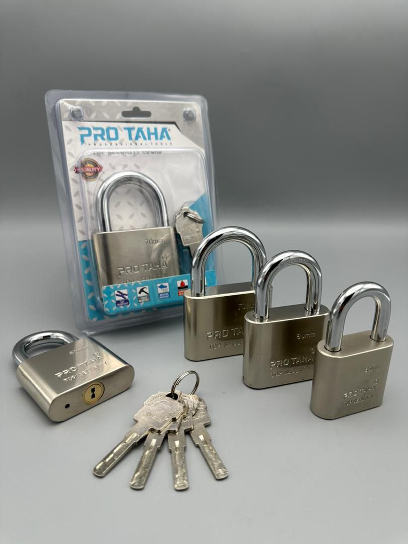 قفل آویز تمام فولادی لوکس پروطاها سایز 50=60=70 کلید شیار ماری مغزی برنجی کارتن 48 عددی قیمت دسته ا