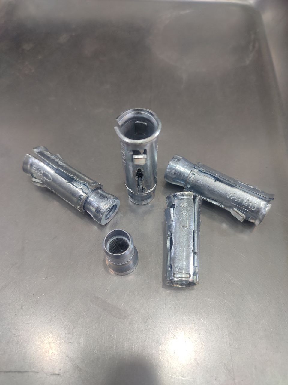  انکر فیشر 10