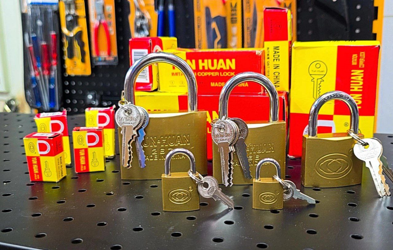 قفل اویز کلید ساده شرکت زوشی