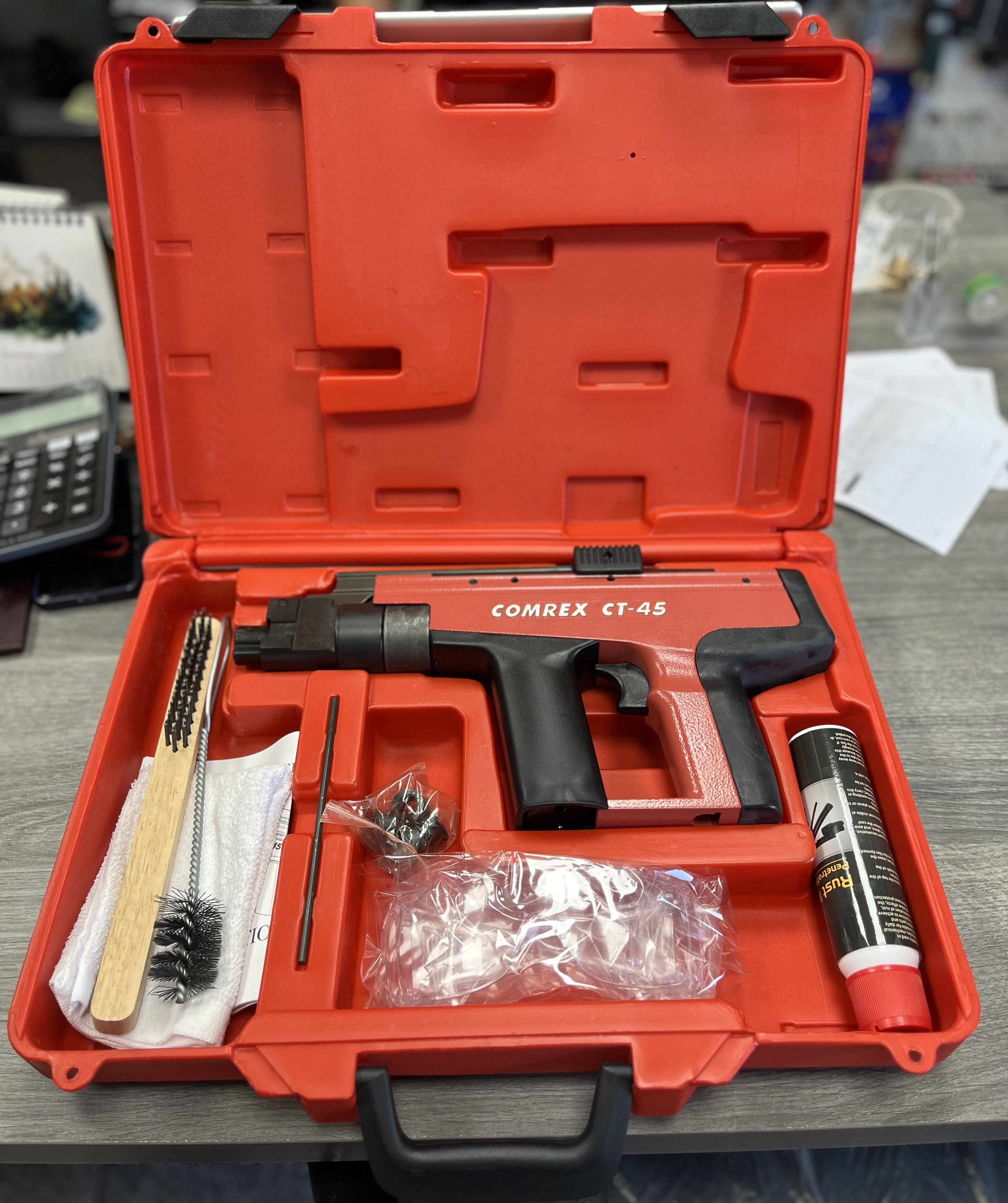 تفنگ میخکوب کامرکس