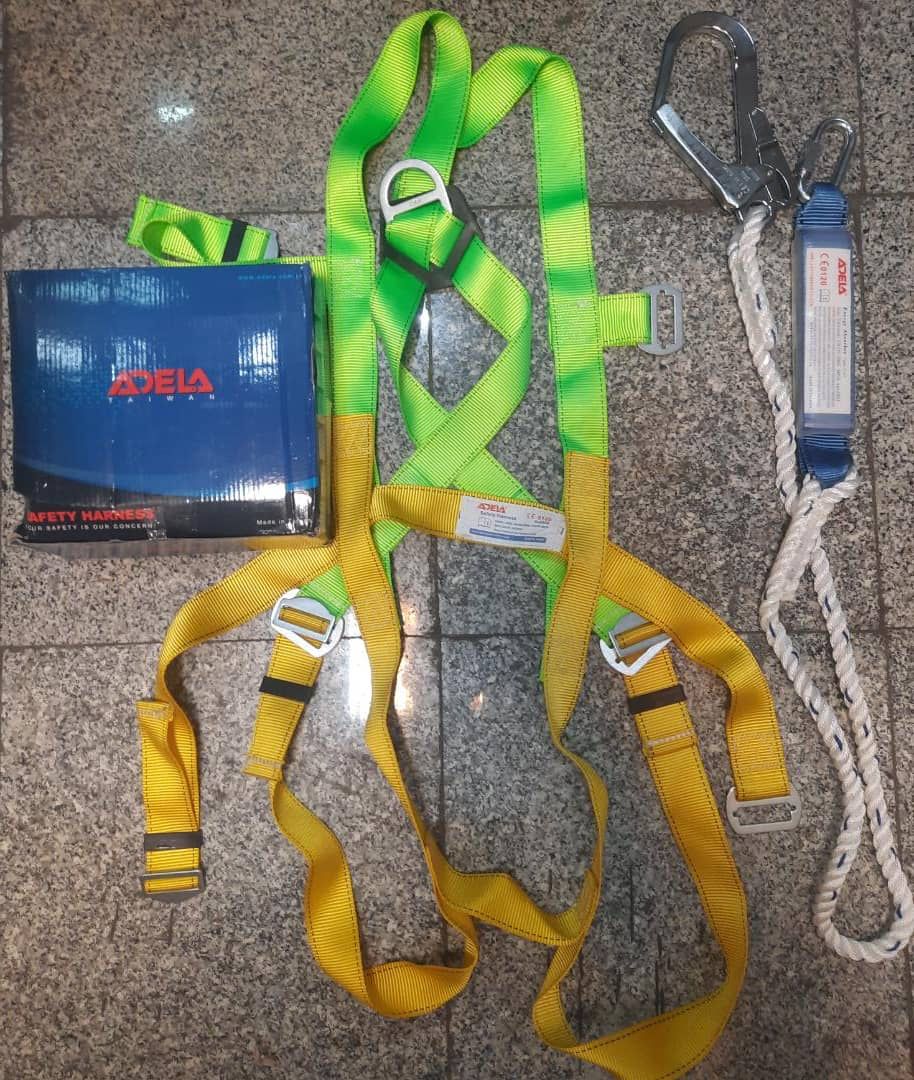 کمربند ایمنی در ارتفاع