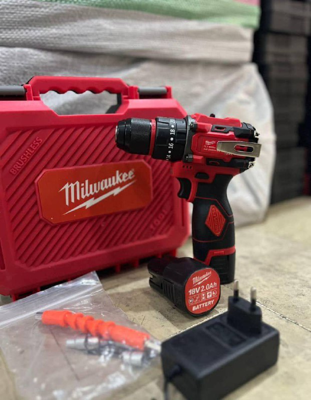 براشلس میلواکی دوباتری