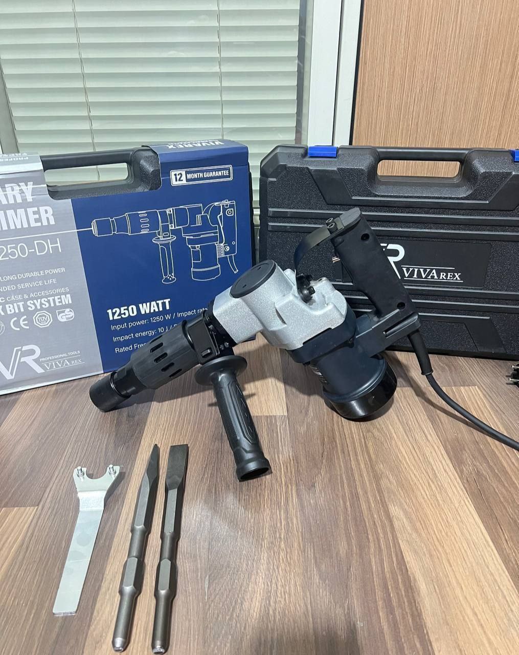 تخریب ۸۱۰ ویوارکس 