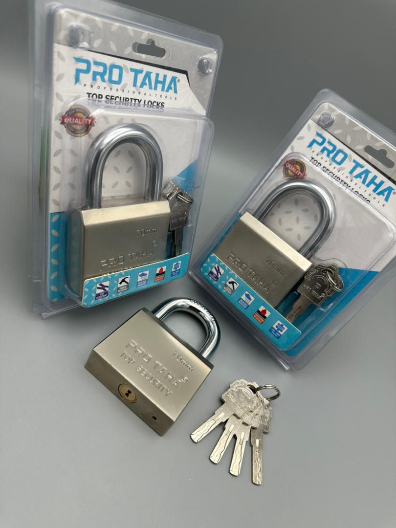  قفل آویز لوکس تمام فولادی پروطاها سایز 70/تمام فولادی کلید شیار ماری مغزی کامل برنجی کارتن 48 عددی 