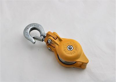 قرقره بالابر دلفین ، یک ابزار بسیار کاربردی در صنایع مختلف از جمله صنایع ساختمانی، عمرانی، صنعتی، تع