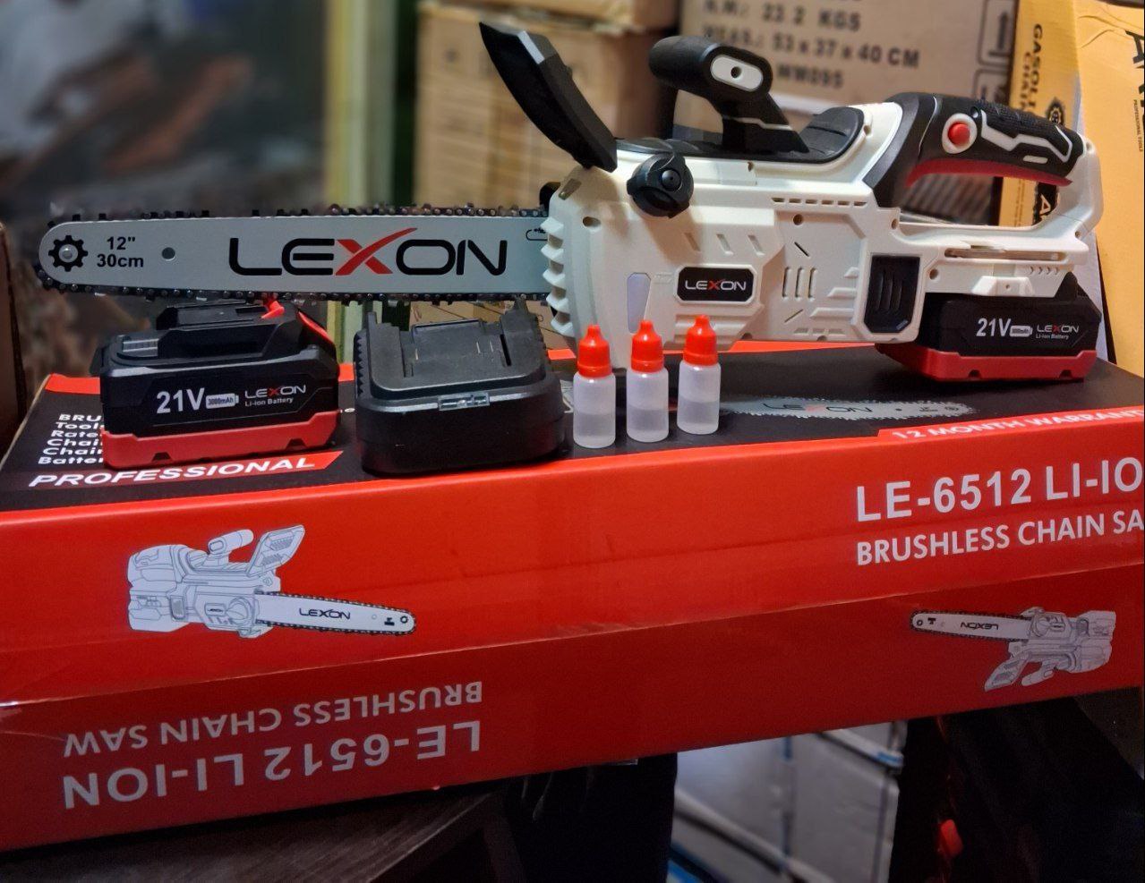 اره شارژی دو باطری 30 سانت لکسون 