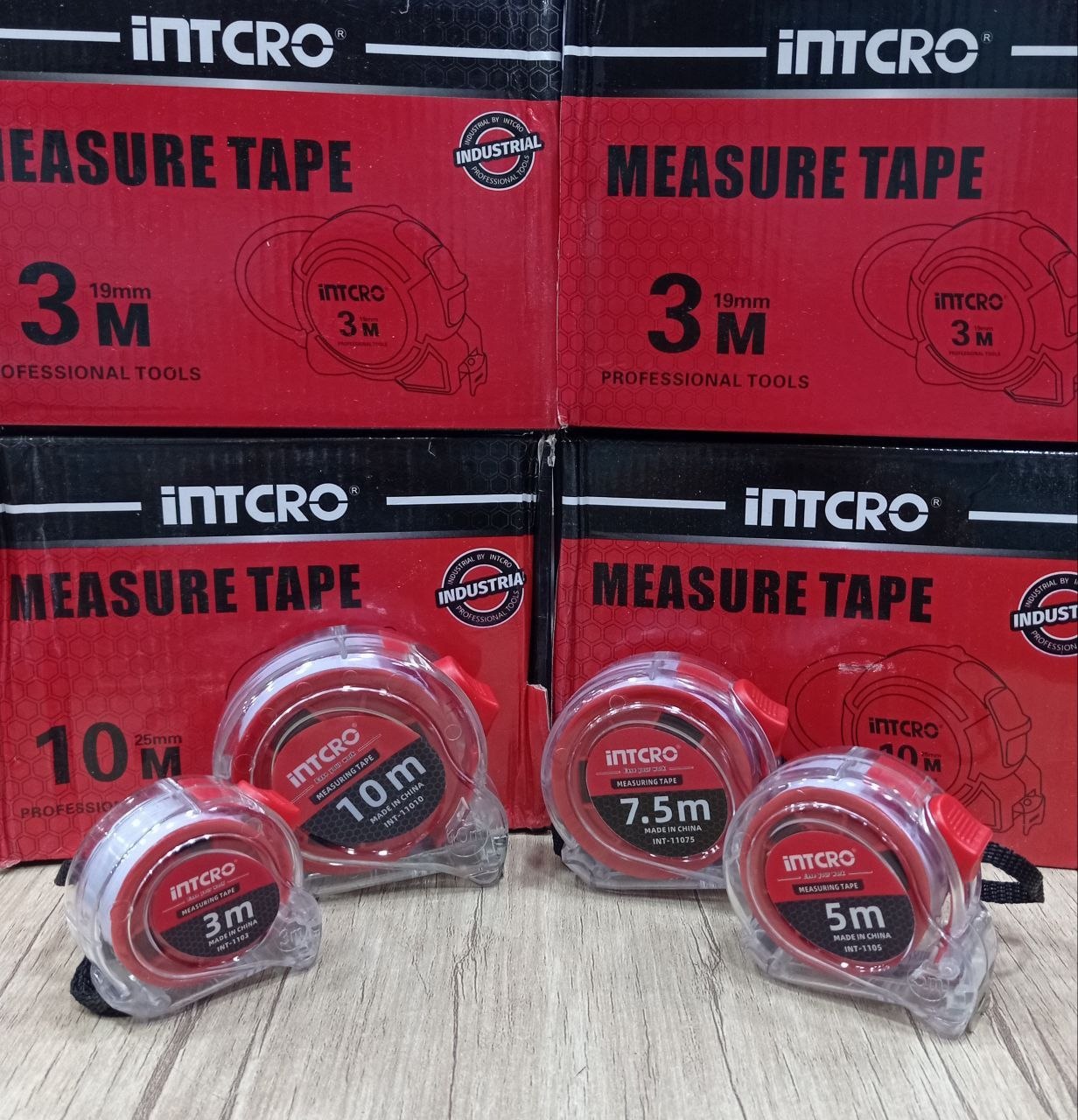 متر نشکن اینتکرو کیفیت عالی بدون خرابی ۳متری تعداد در کارتن ۱۸۰عدد ۵متری تعداد در کارتن ۱۴۴ عدد ۷/۵ 
