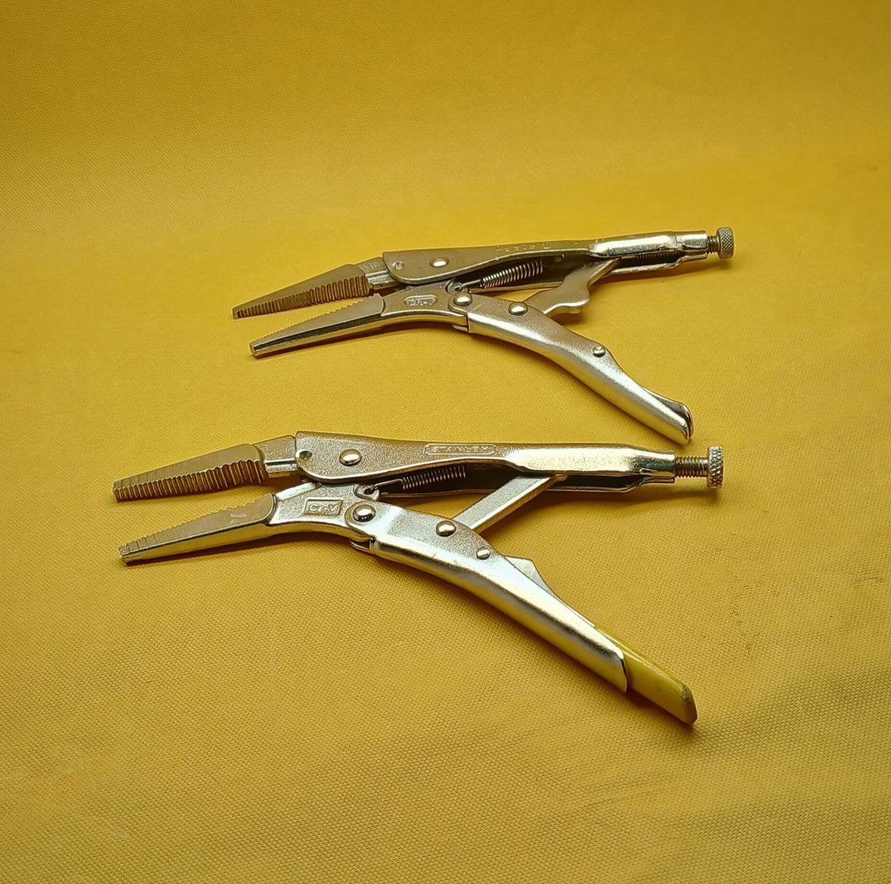  انبرقفلی دمباریکی "7 چینی